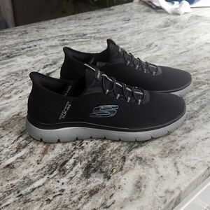 MENS Skechers Slip-ins Summits - High Range size 10 US